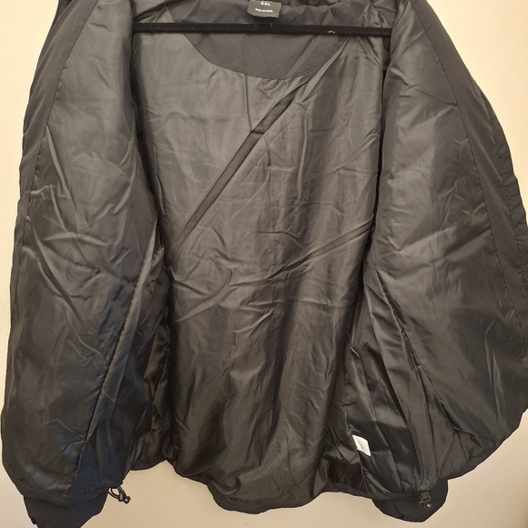 Ushare Outdoor XXL Men's Black insulated/water resistant Hooded Puffer Coat - Picture 5 of 11